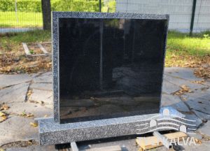 Juodo ir pilko granito paminklas (AKR61)