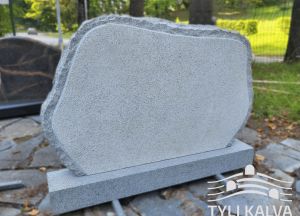 Pilko matinio granito paminklas (AKR72)